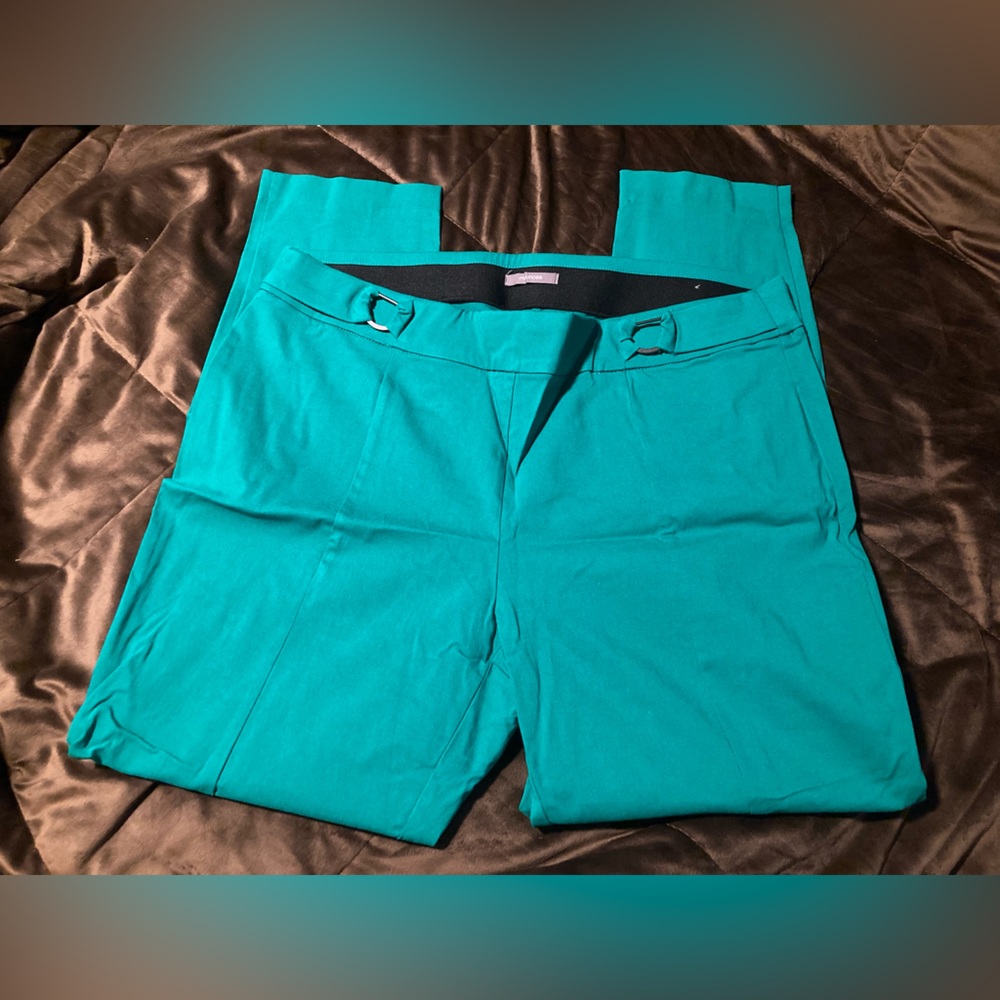 Maurices brand, size 16,gorgeous shade of green, cute and comfy pants - Picture 6 of 7
